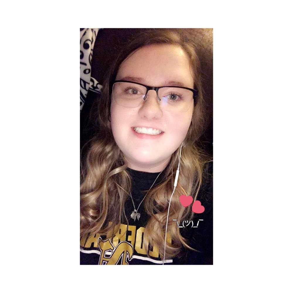 Meet your Posher, Katelyn